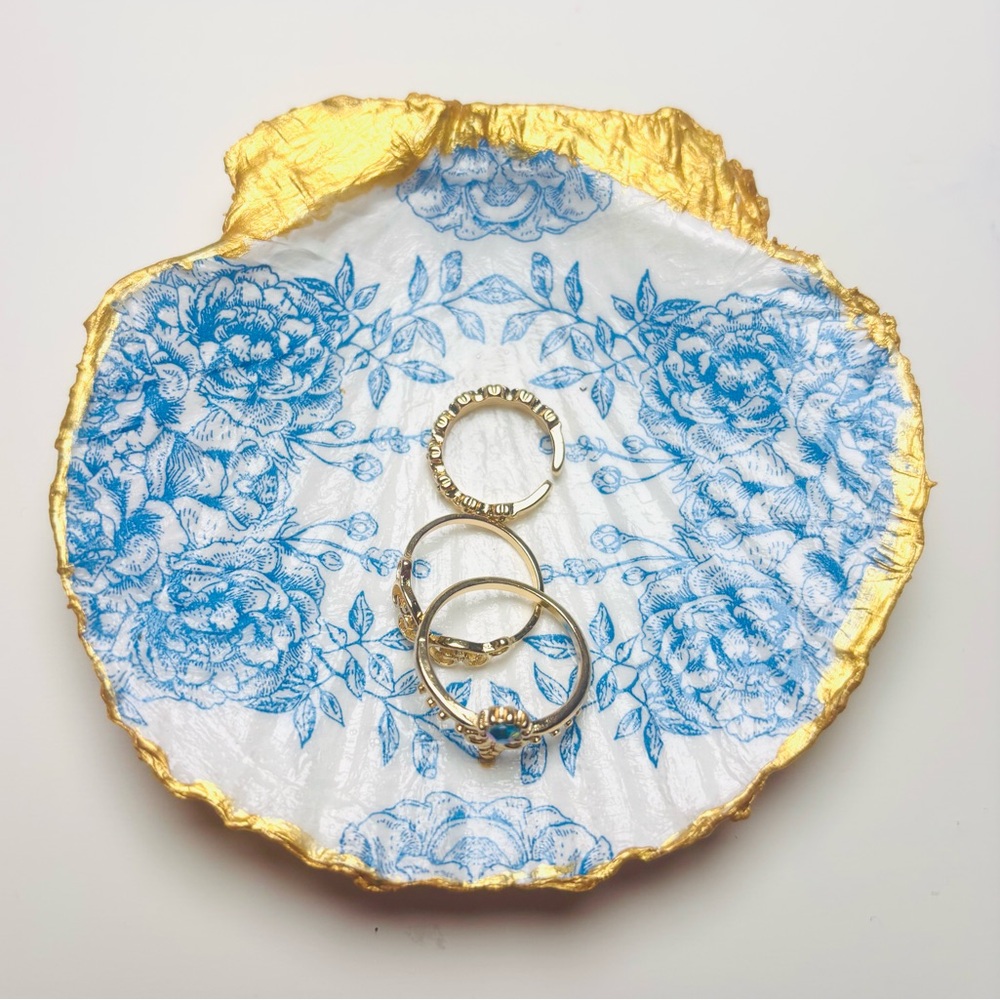 Handcrafted shell ring dish with blue floral decoupage design